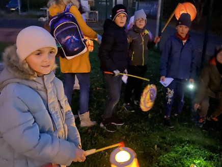 71FF40F3-F846-4261-90B2-4E093B3B20C5