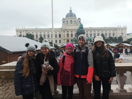 319130723_927459608224444_8895154543619253787_n