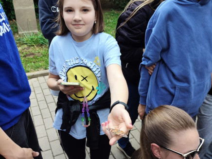 c025c6b7-b567-49be-88bb-648d81df2ee9